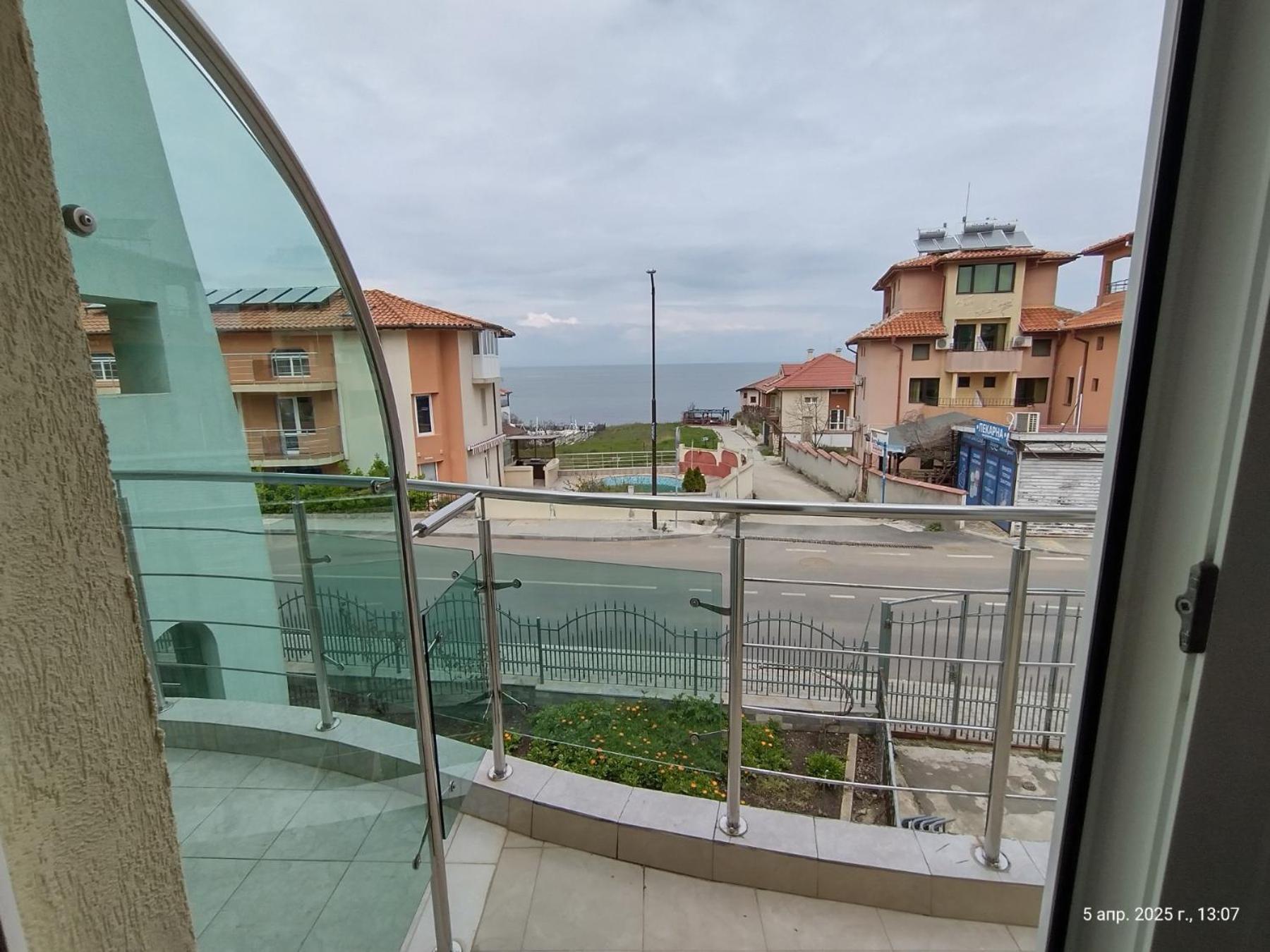 Family Hotel Coral Sozopol Exterior foto